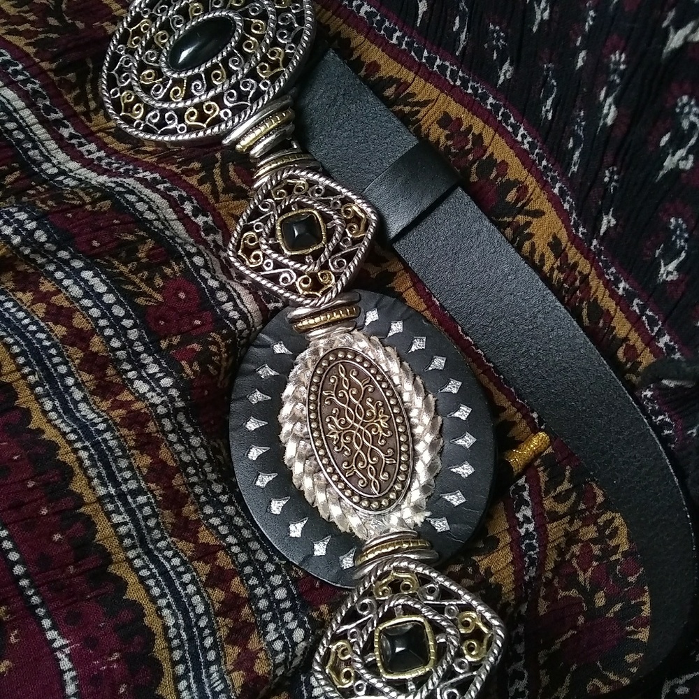 Chico's genuine leather belt